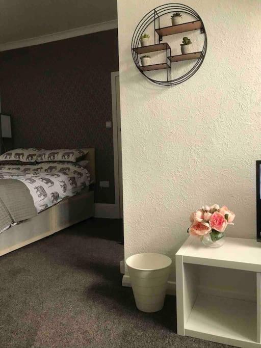 3 Studio Avenue House Scarborough Bagian luar foto